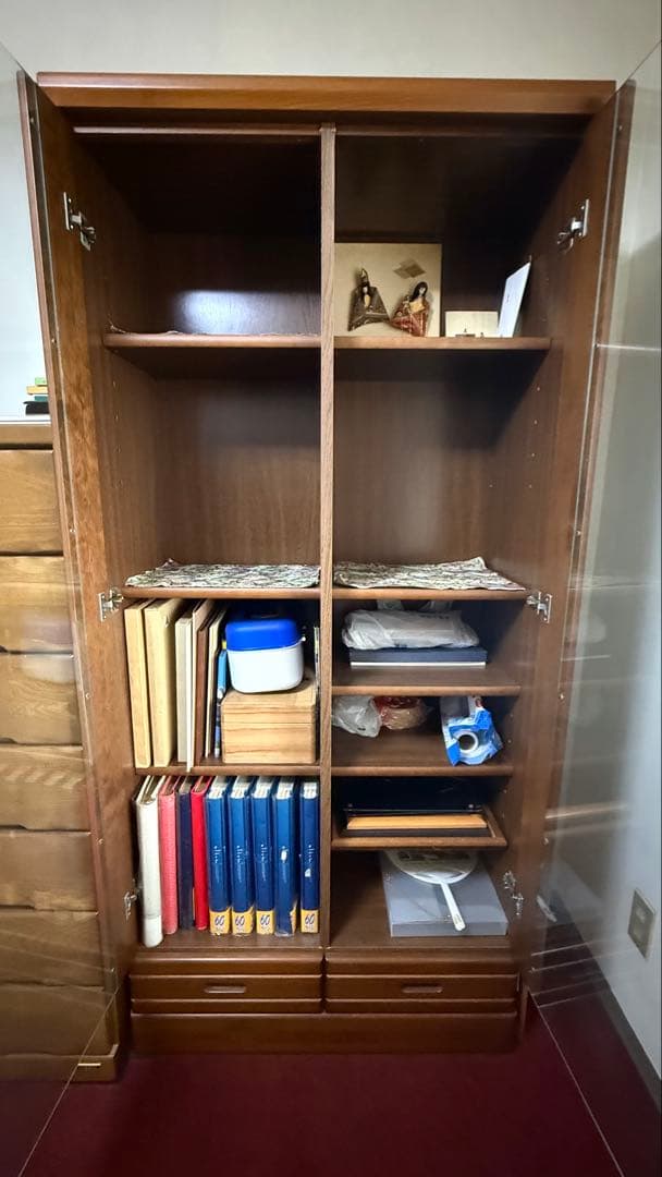 木製キャビネット ガラス扉付き 高さ181cm