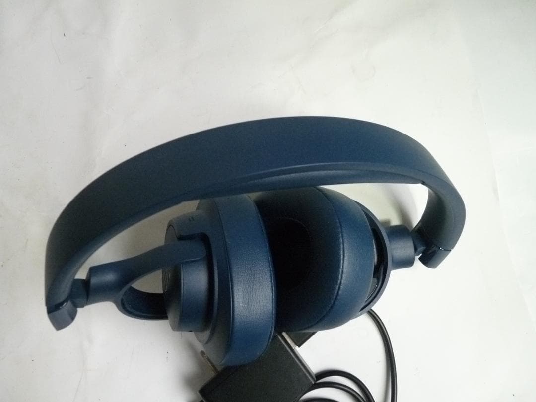 JBL TUNE 770NC ワイヤレスハイブリッドノイズキャンセリングヘッドホ