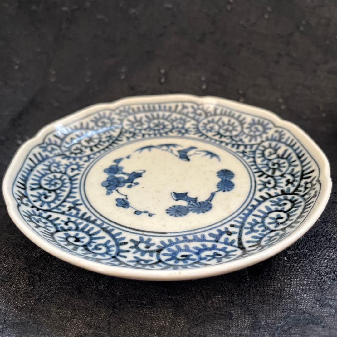 美濃焼　龍峰窯　古伊万里　松竹梅　染付　蛸唐草文様　小皿　輪花皿　 銘々皿　4枚