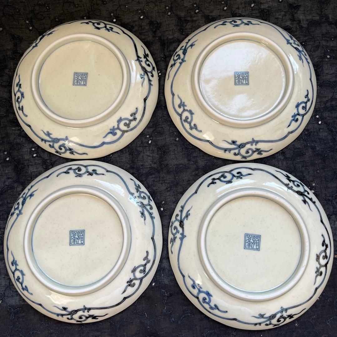 美濃焼　龍峰窯　古伊万里　松竹梅　染付　蛸唐草文様　小皿　輪花皿　 銘々皿　4枚