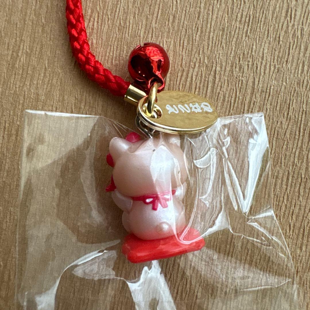 ご当地キティ　愛知限定　常滑バージョン　招き猫　　4個セット　根付