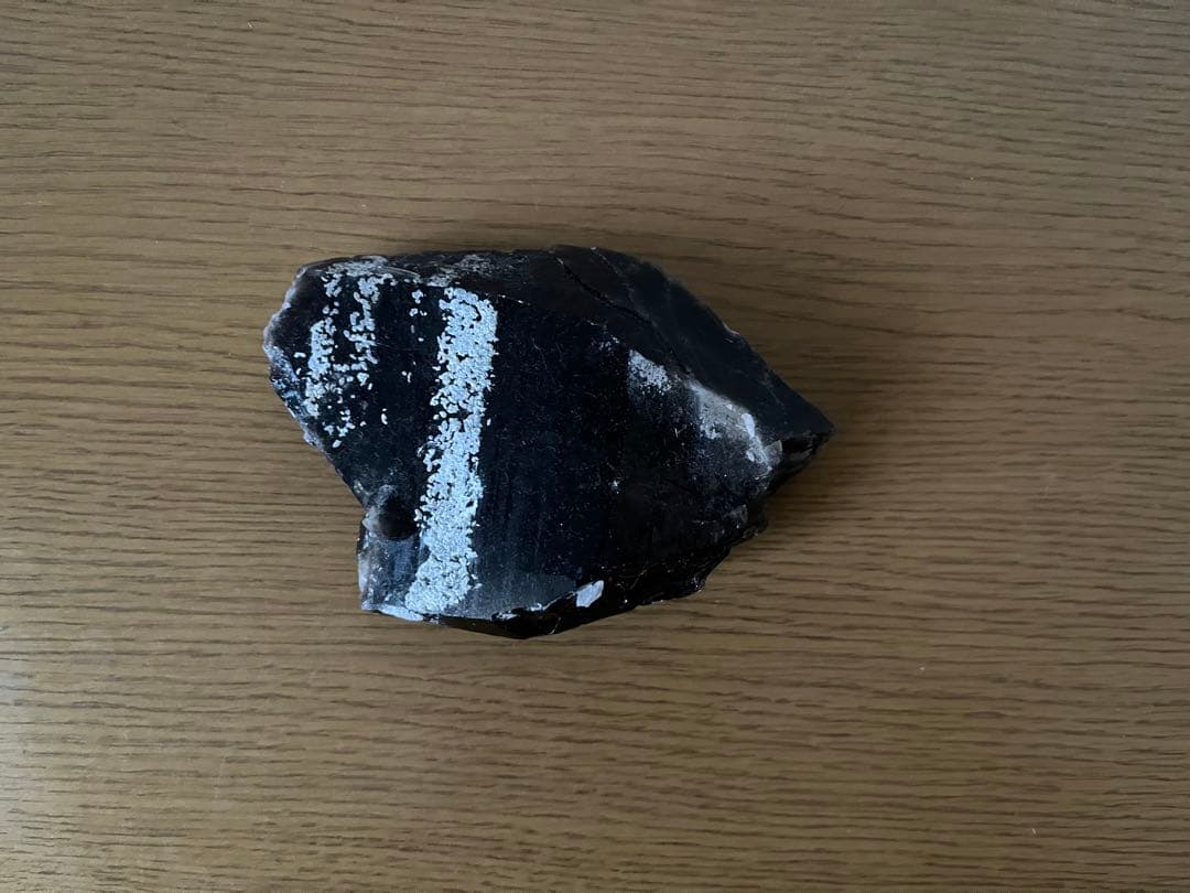 魔除け、厄除け　モリオン原石