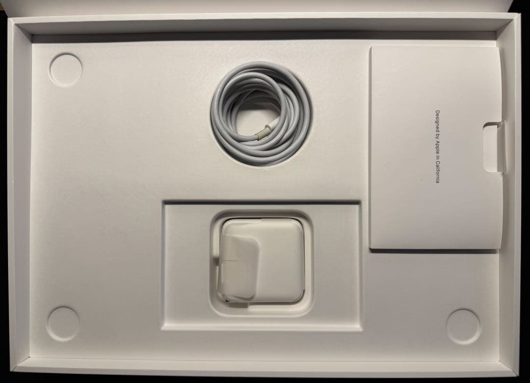 【美品】Macbook Air M1 256GB スペースグレー