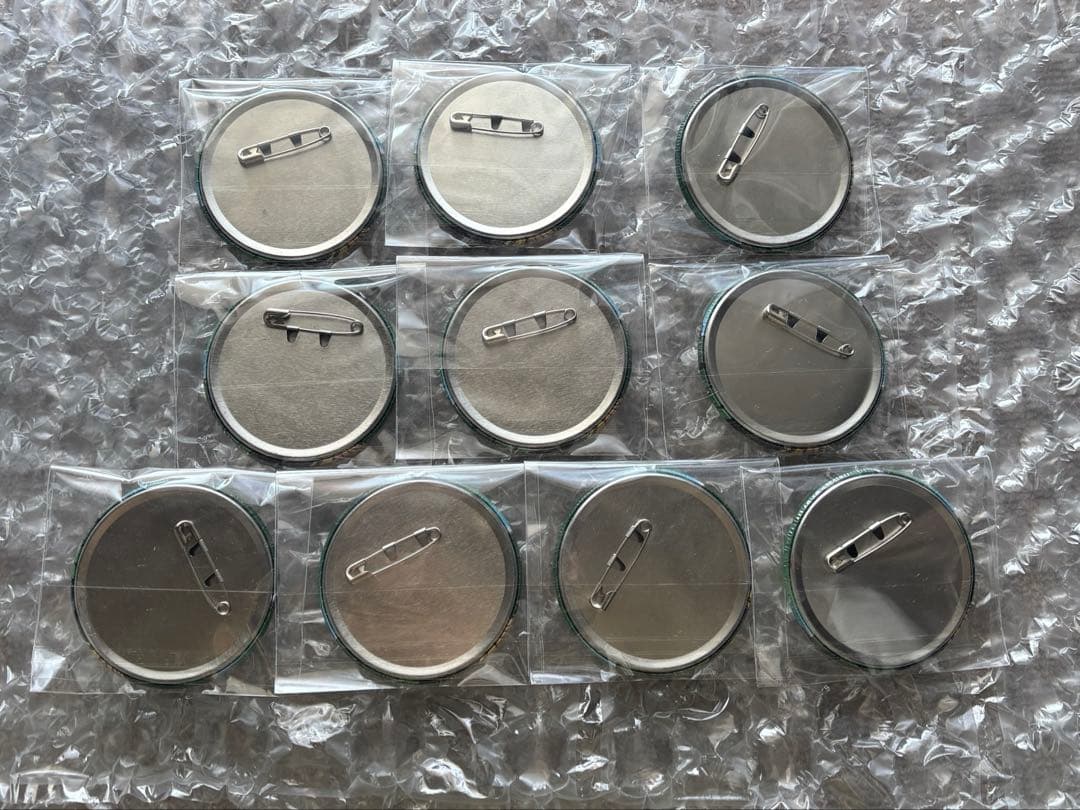 ONEPIECE東京ワンピースタワー バースデー缶バッジ 2017 ゾロ