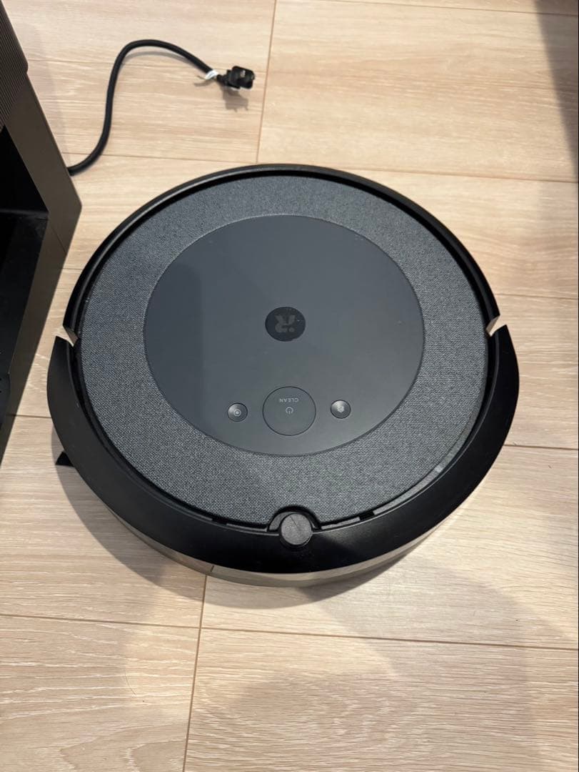 iRobot Roomba i5+ 本体　フィルタルンバ