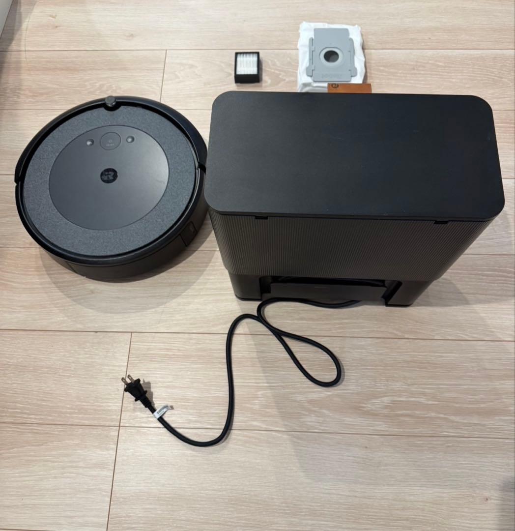 iRobot Roomba i5+ 本体　フィルタルンバ