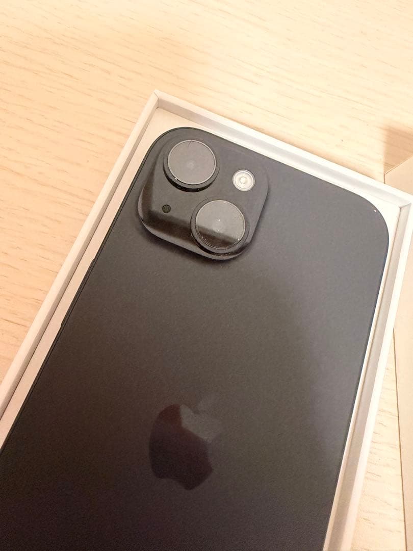 【美品】iPhone 15 256GB / バッテリー良好86% ブラック