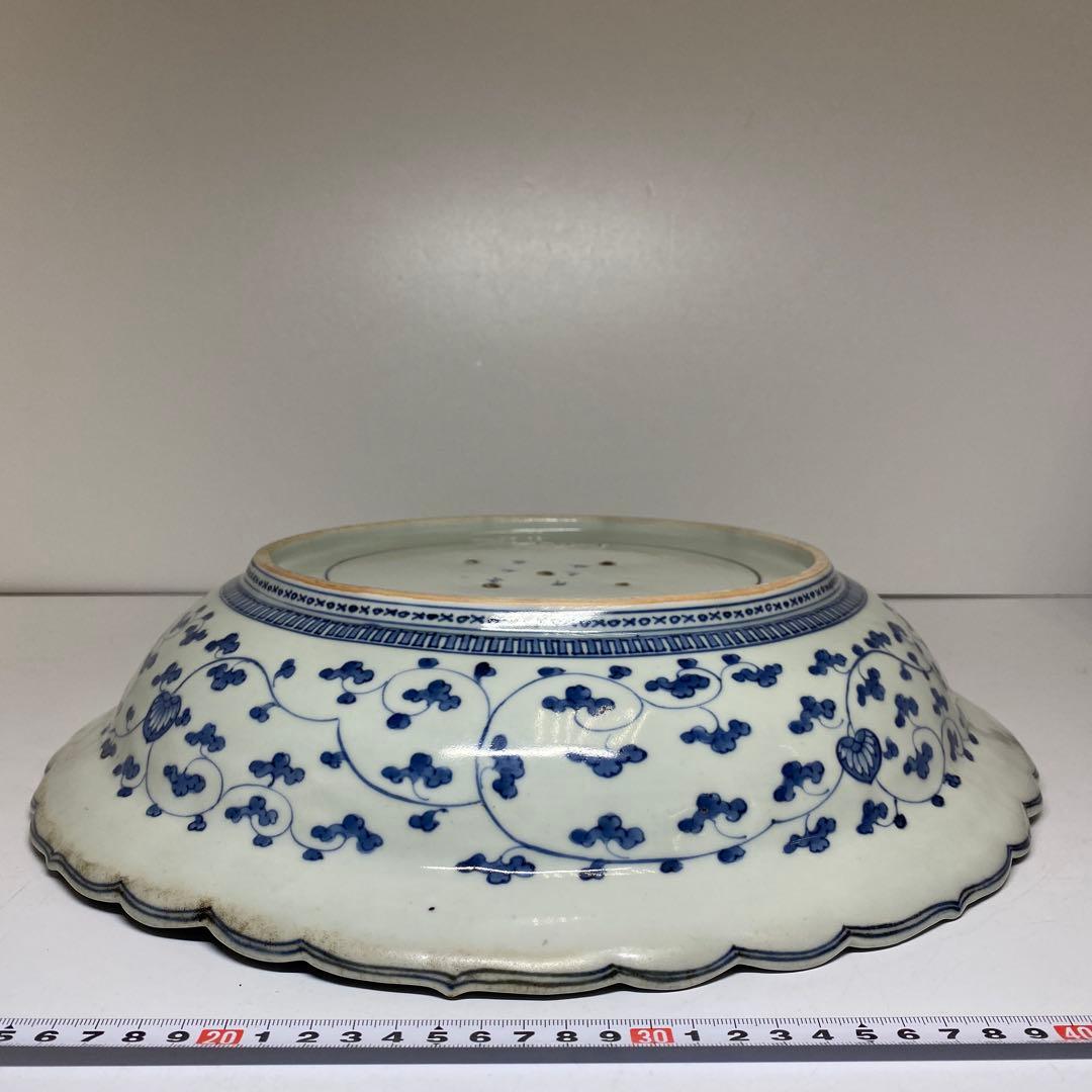 江戸中期 染付花唐草大皿 木箱付 w39cm 東キ7-1004② タサオ