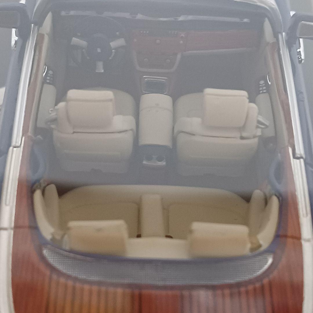 IXOモデル ロールスロイス ファントム ドロップヘッド クーペ 1/32?