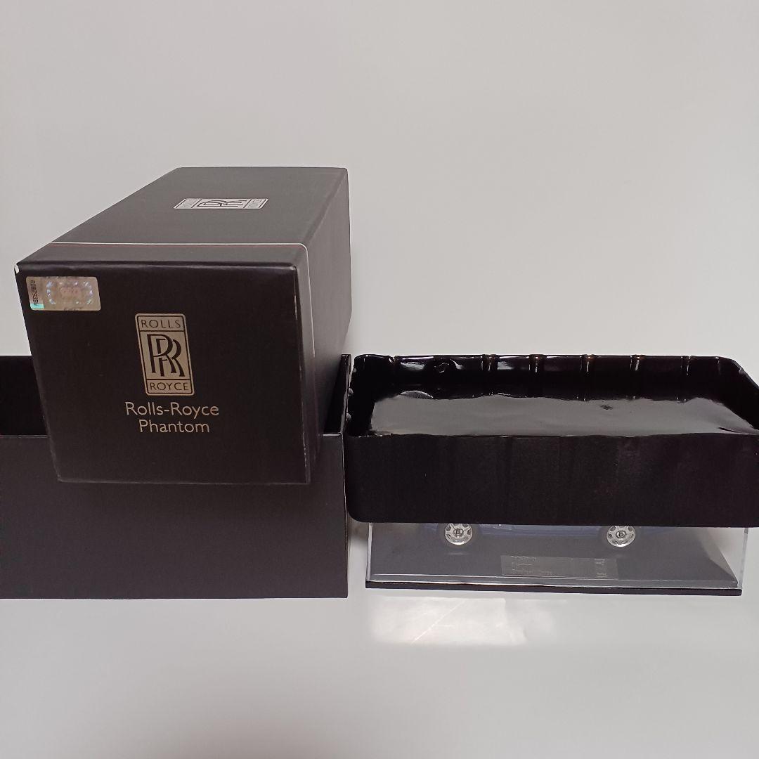 IXOモデル ロールスロイス ファントム ドロップヘッド クーペ 1/32?