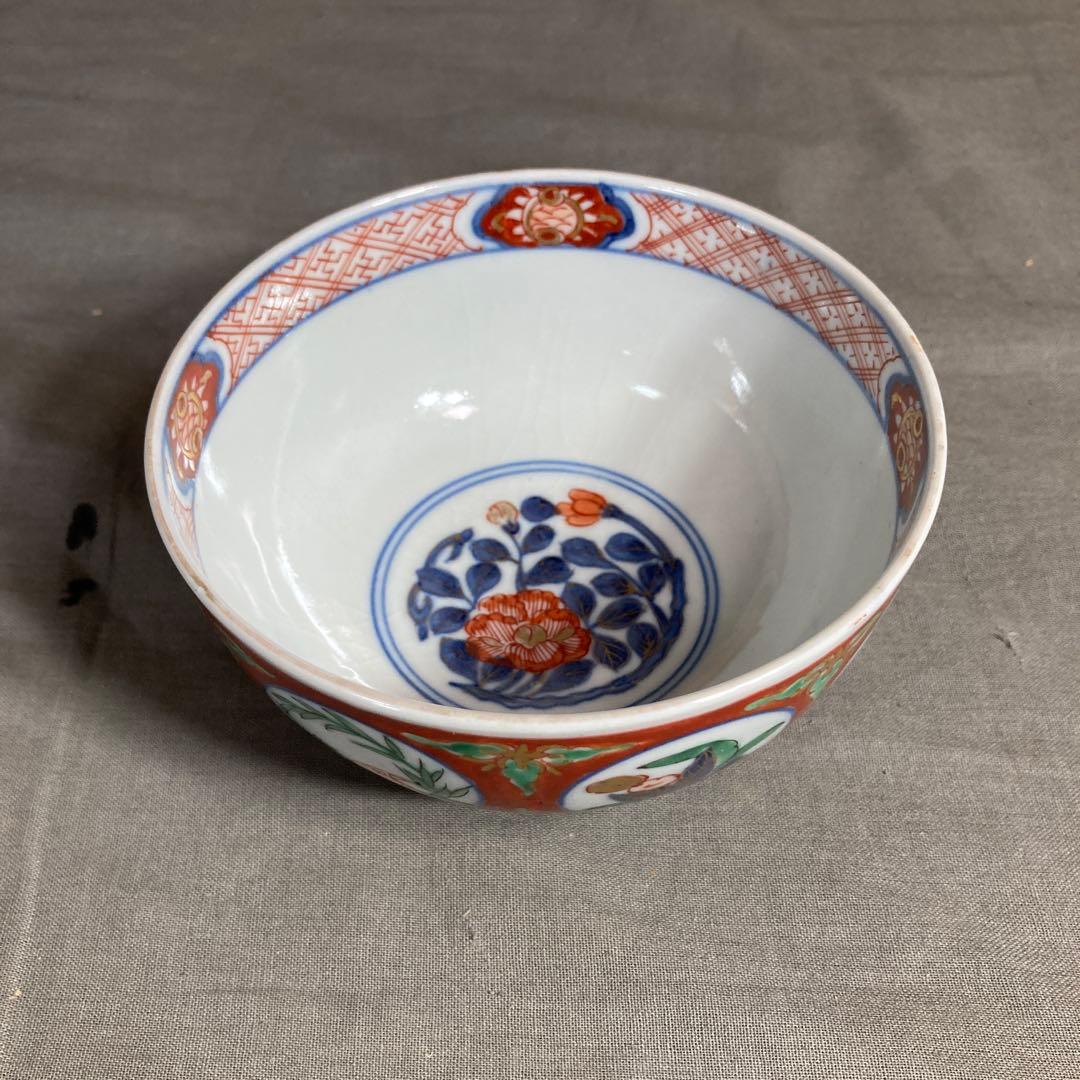 【古伊万里文】古伊万里の伝統　有田の名窯　古伊万里染錦赤濃丸紋牡丹見込　飯碗