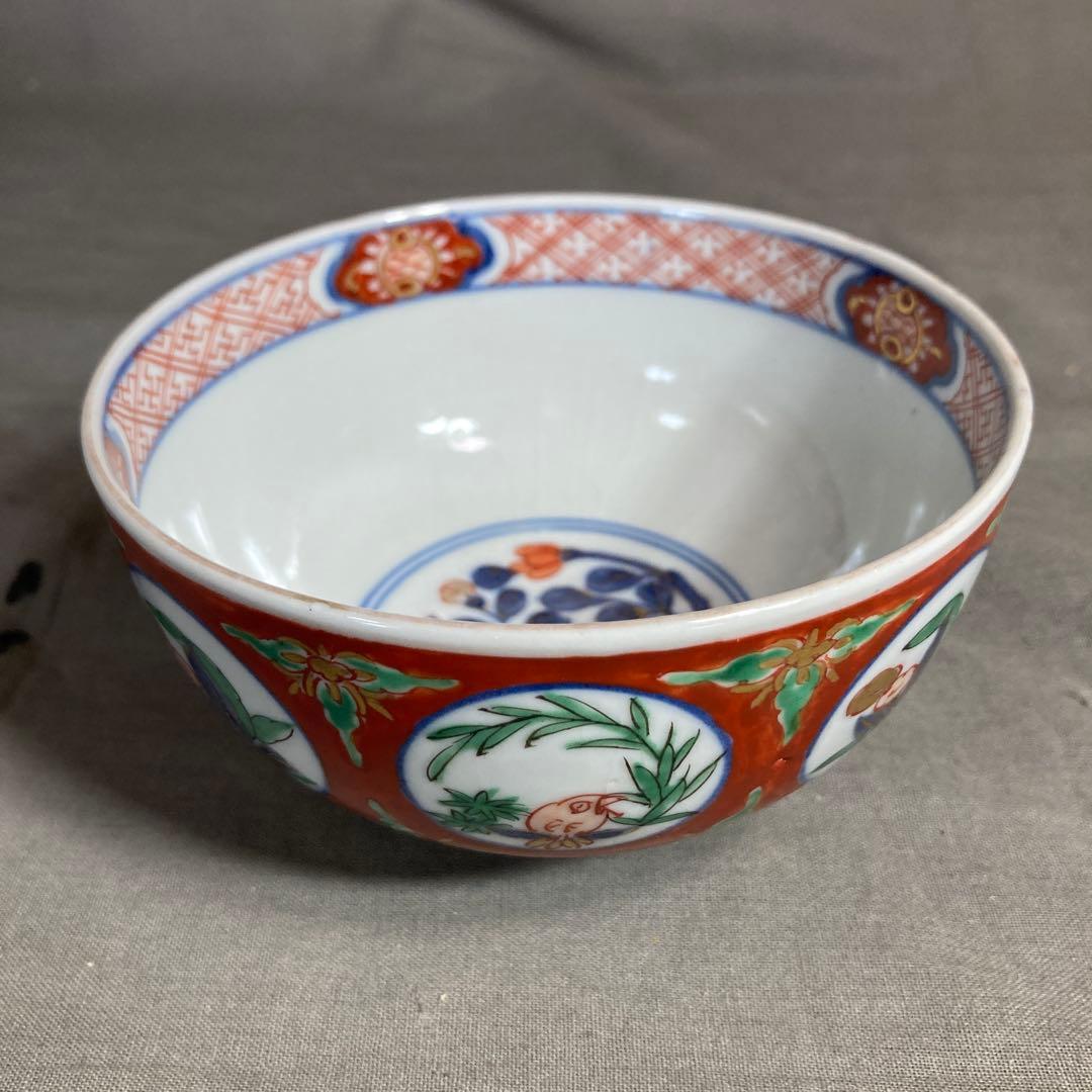 【古伊万里文】古伊万里の伝統　有田の名窯　古伊万里染錦赤濃丸紋牡丹見込　飯碗