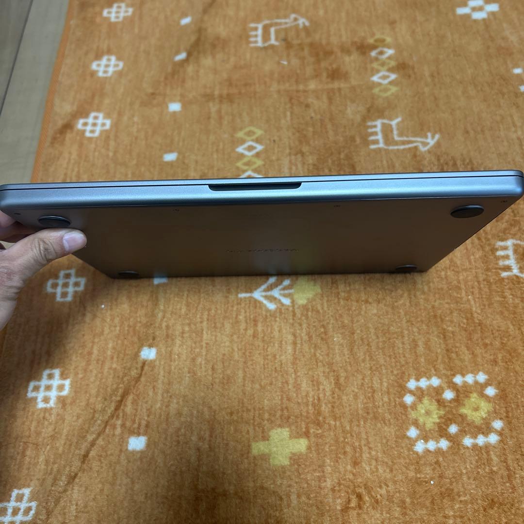MacBookPro 2021 14インチM1 16/500GB