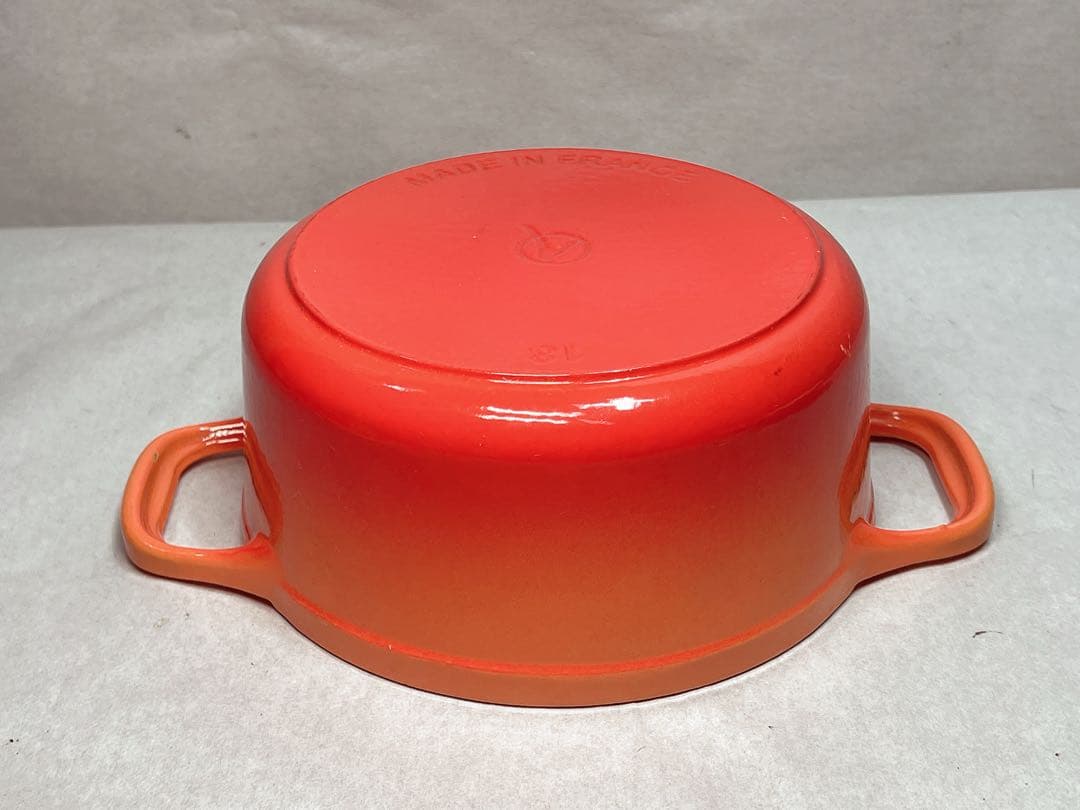 シャスール コケル ホーロー鍋 両手鍋 オレンジ色 18cm