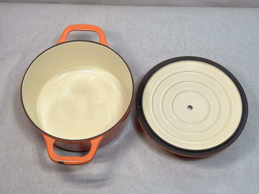 シャスール コケル ホーロー鍋 両手鍋 オレンジ色 18cm