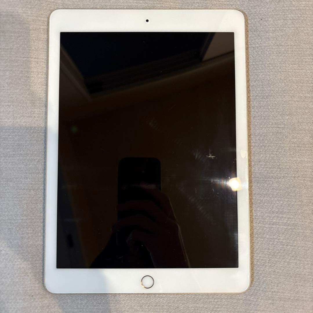 iPad Pro 9.7インチ 128GB SIMフリー ゴールド
