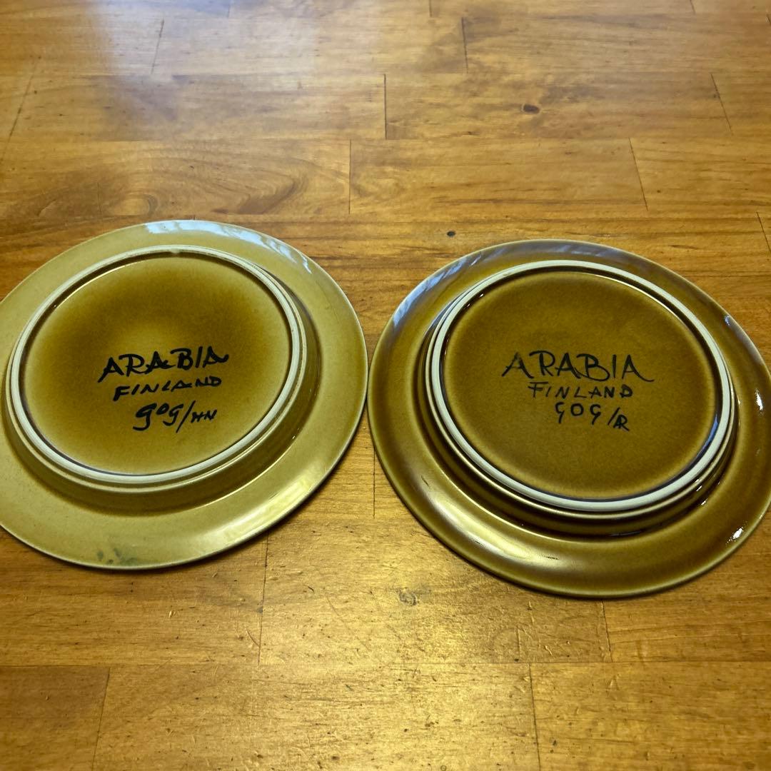 ARABIA fruitりんごフィンランド皿 909/m 909/r 2枚セット