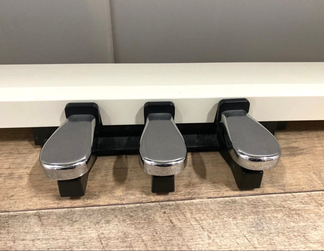 電子ピアノ　スタイリッシュタイプ♪ CASIO プリヴィア PX770