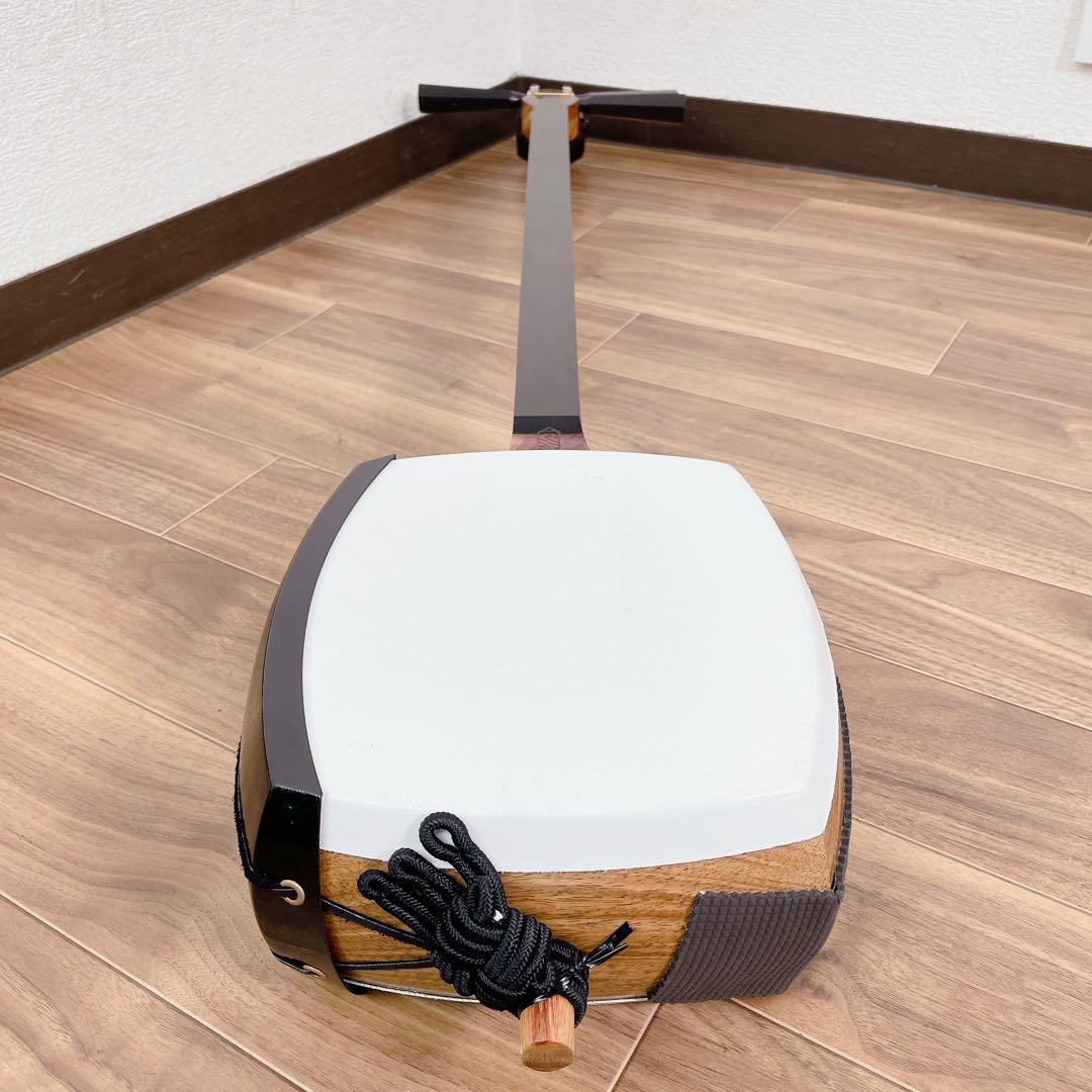 津軽三味線 太棹 花梨 紅木 延棹 人口皮 東さわり 丸打胴 和楽器