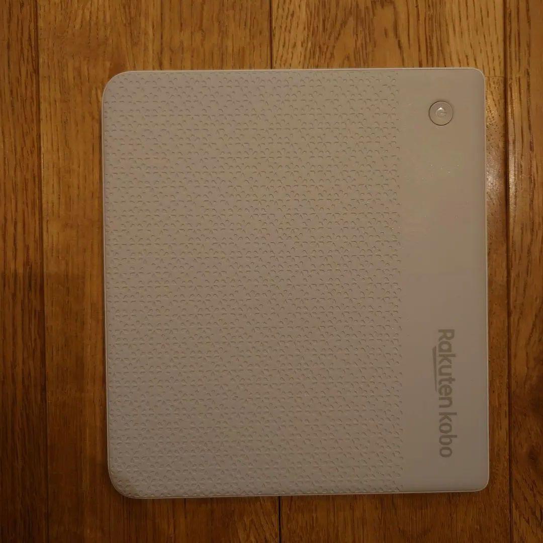 Kobo Libra COLOUR ホワイト と 汎用スタイラスペン