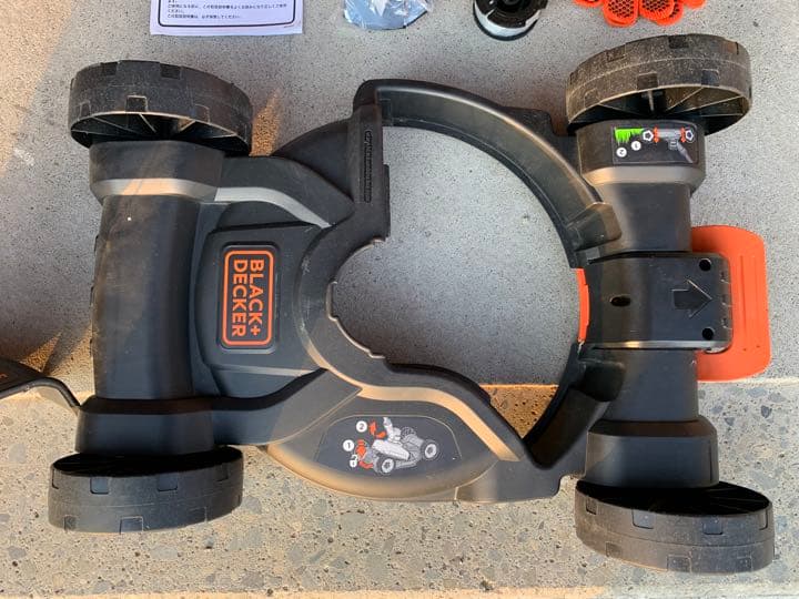 芝刈り機、草刈機