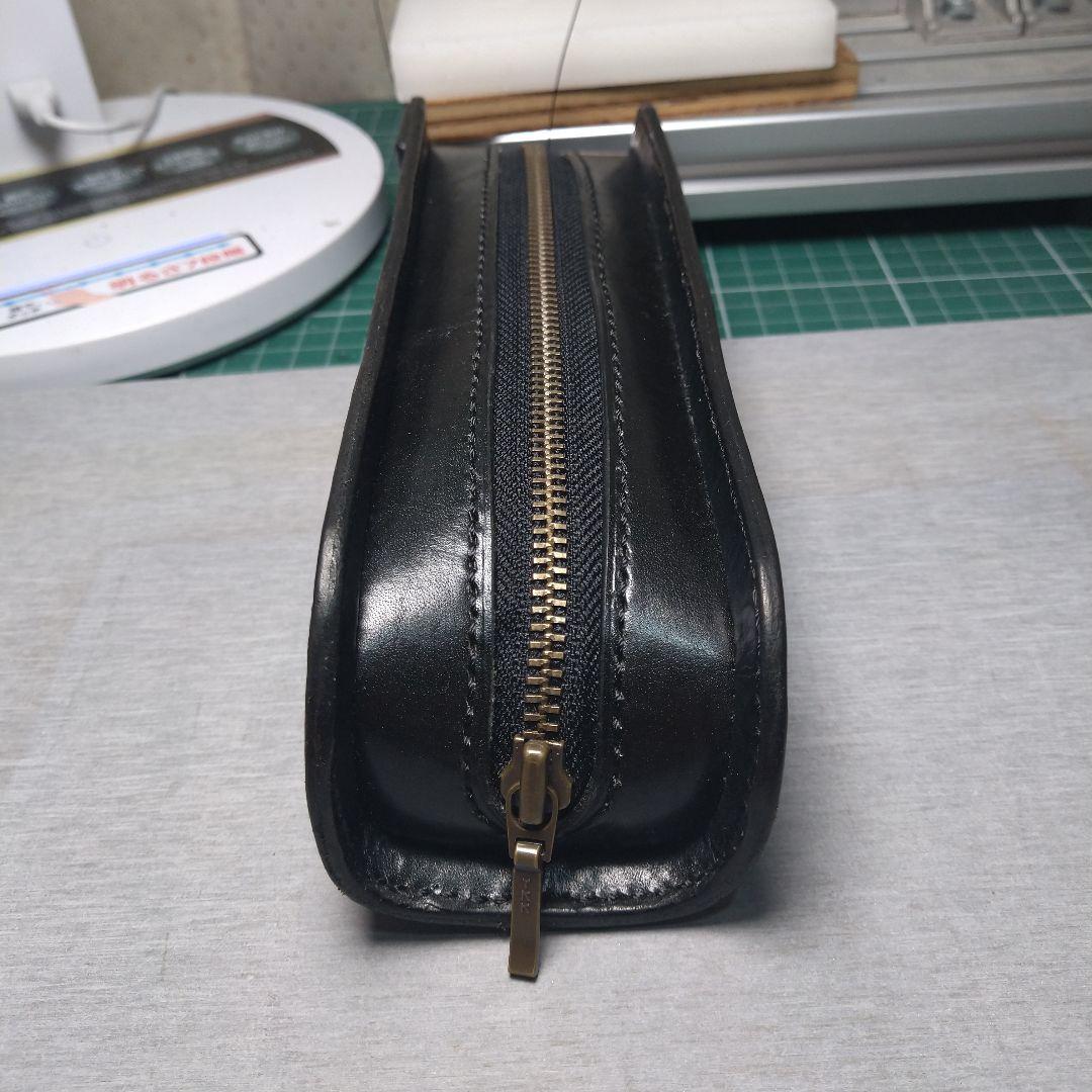 ハンドメイド　牛ヌメ革ペンケース