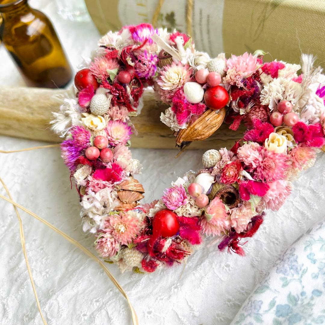 ハートリース　ドライフラワーリース　フラワーリース　バレンタイン　ひな祭り