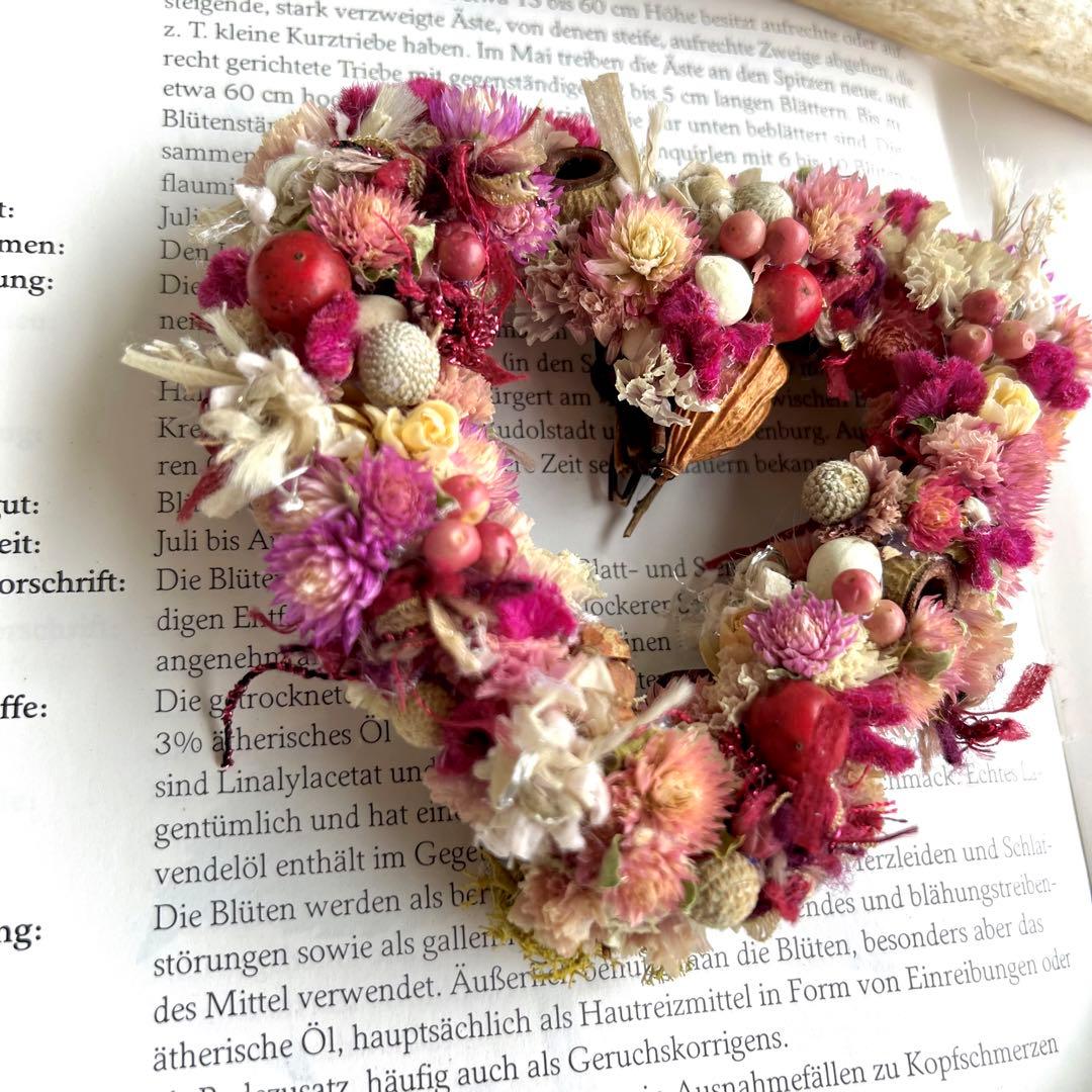 ハートリース　ドライフラワーリース　フラワーリース　バレンタイン　ひな祭り