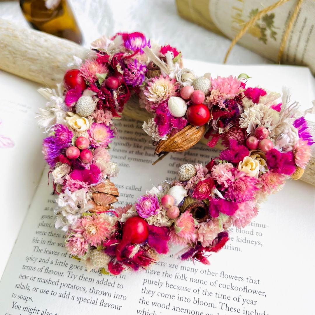 ハートリース　ドライフラワーリース　フラワーリース　バレンタイン　ひな祭り