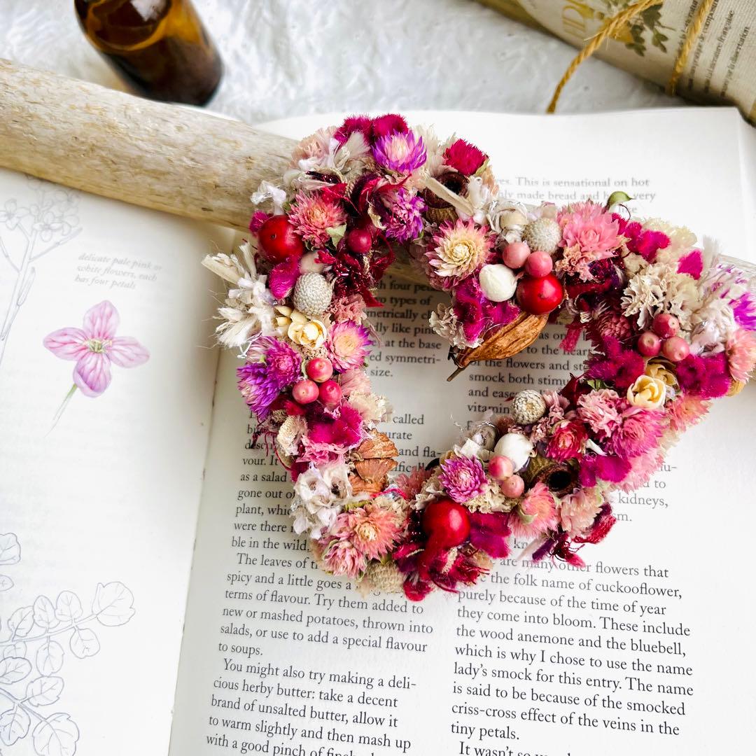 ハートリース　ドライフラワーリース　フラワーリース　バレンタイン　ひな祭り