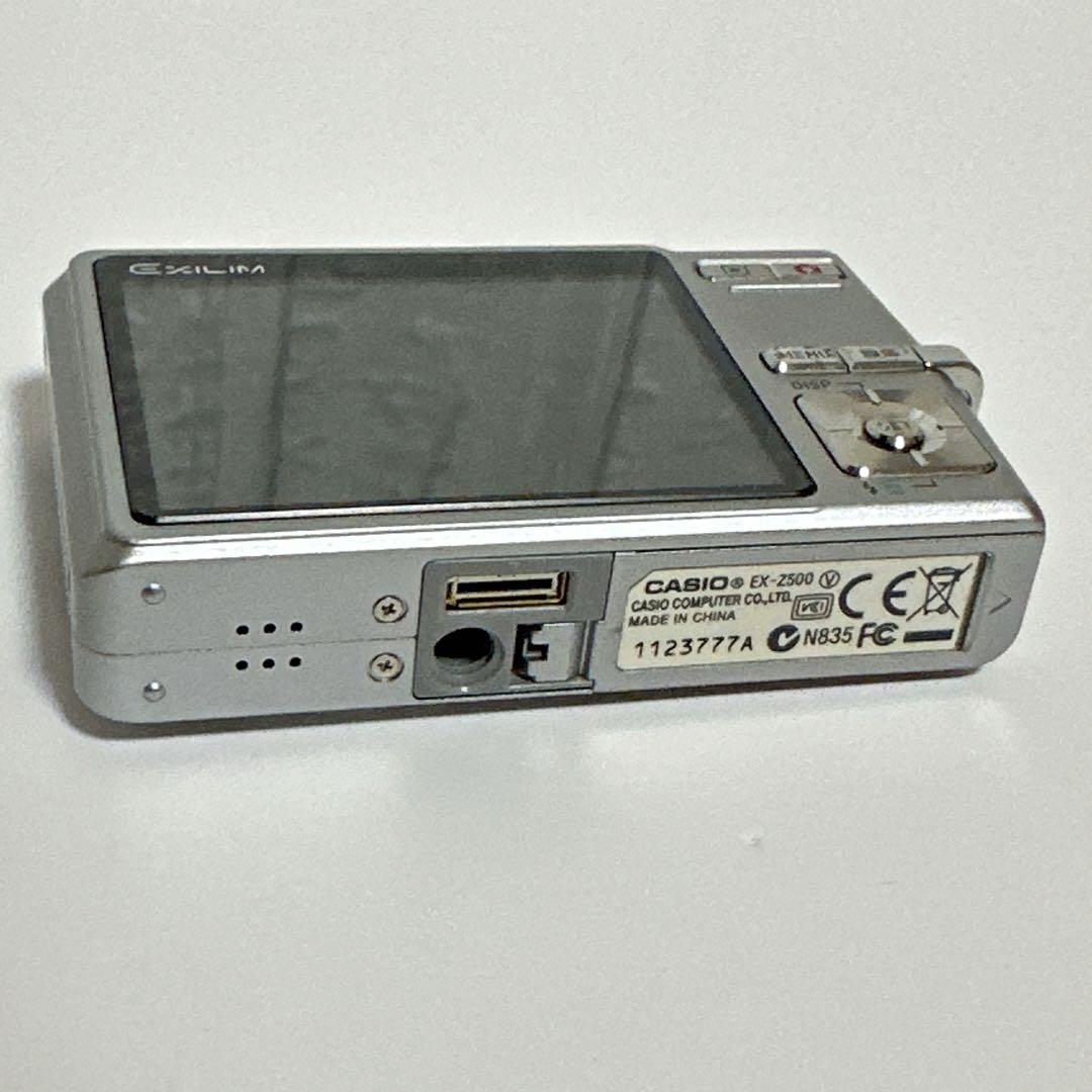 美品 CASIO EXILM EX-Z500 動作確認済み デジタルカメラ