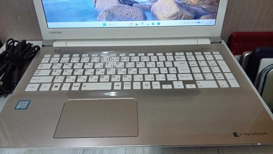 Dynabook　AZ45/CG　7世代i3 黄ばみ少