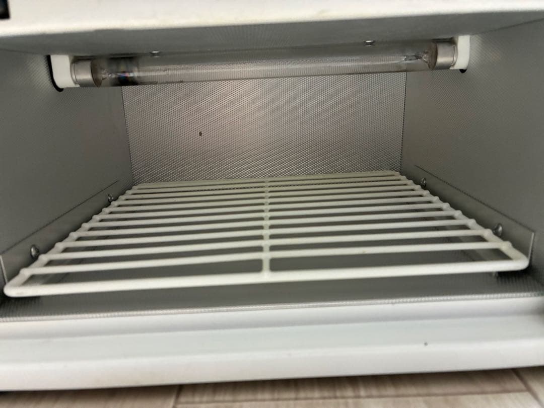 UV-180 殺菌燈式電気消毒器 衛生 清潔 殺菌 安心 安全 50/60HZ