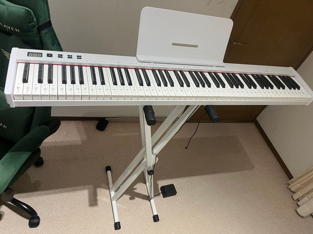 ホワイト 88鍵盤 電子ピアノ台付き【受渡しできる方】　大阪府　兵庫県内のみ