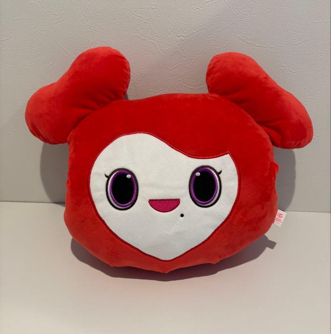 GiGO限定 TWICE LOVELYS おひるねクッション