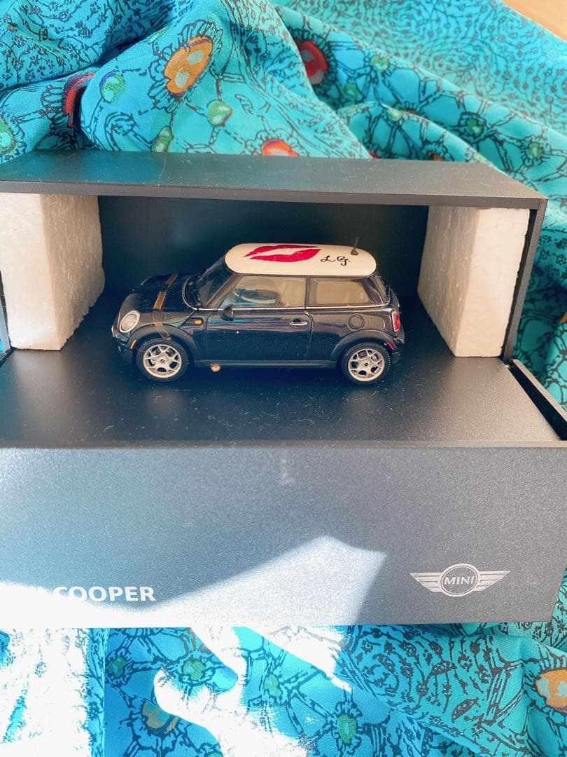 MINI COOPER ブラック ミニカー　ルルギネス