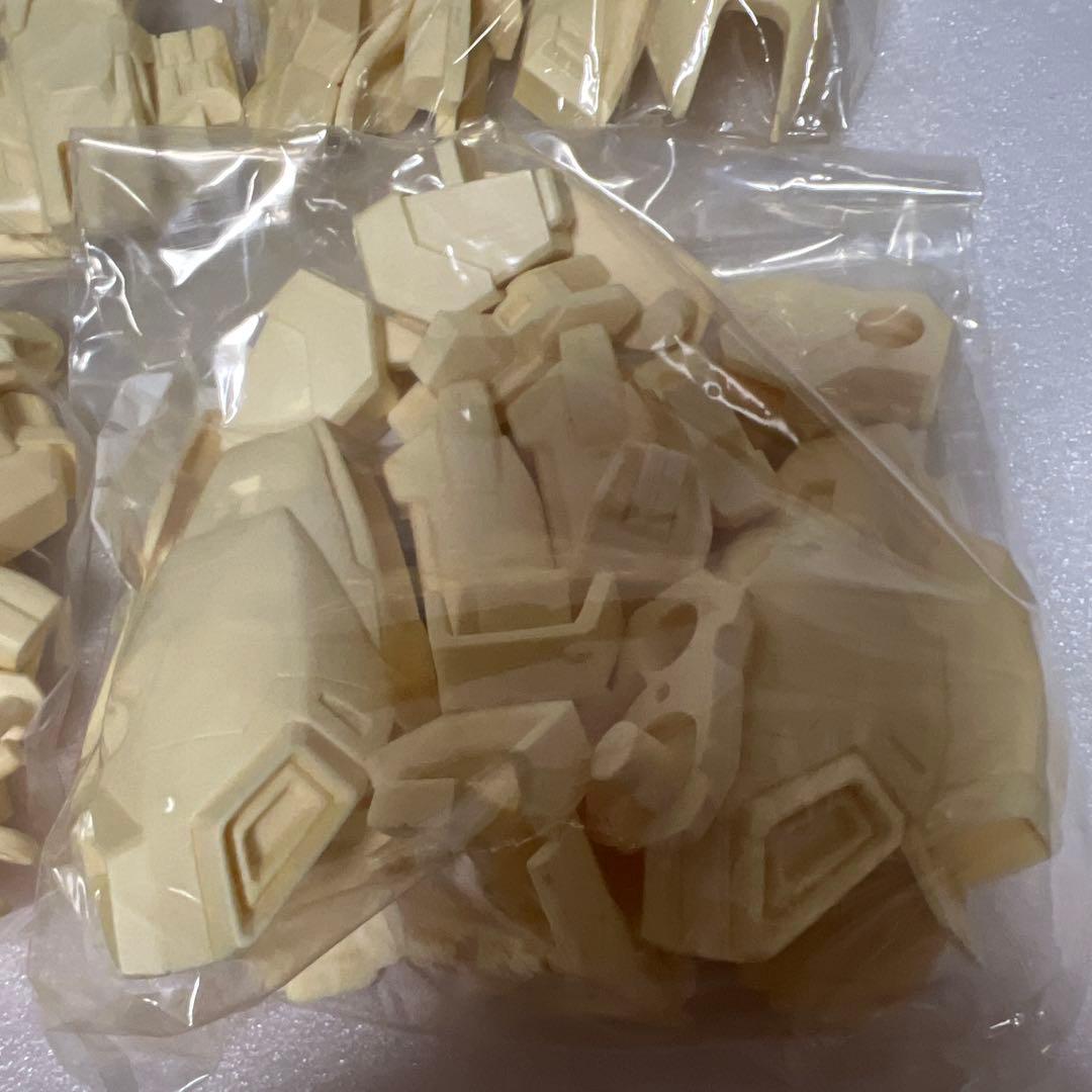 【40】Z-ガンダム　Ver Ka 1/72 ガンプラガレージキット