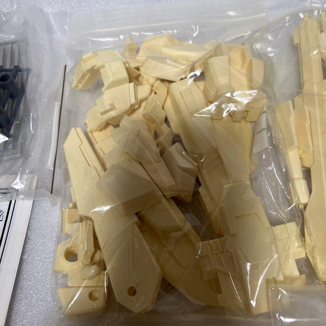 【40】Z-ガンダム　Ver Ka 1/72 ガンプラガレージキット