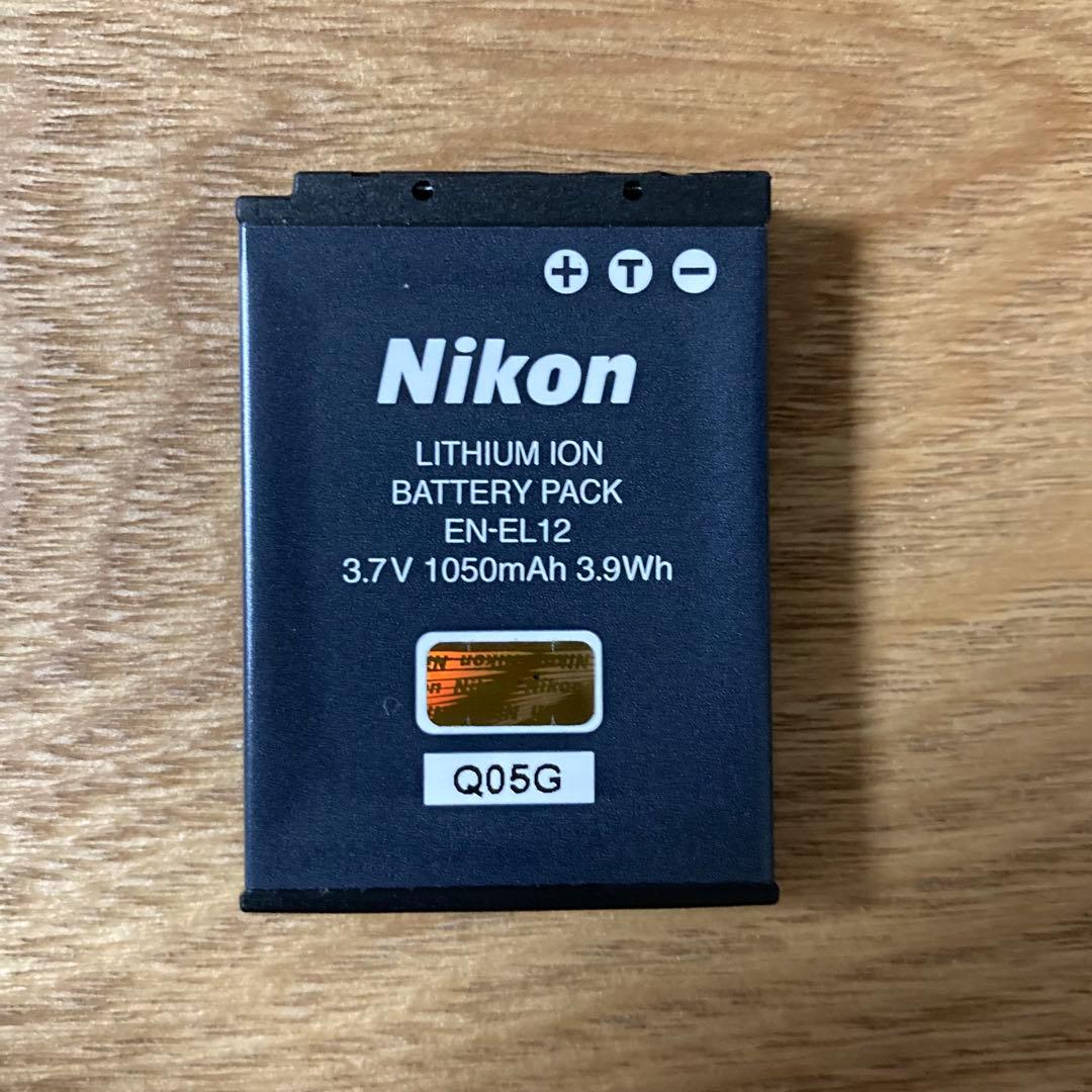 NIKON COOLPIX S6100　ニコン