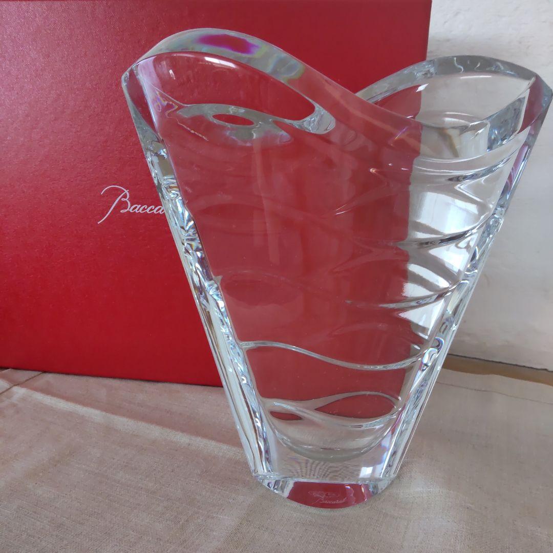 再値下げしました☆新品未使用☆バカラ ウエーブ 花瓶 箱付き