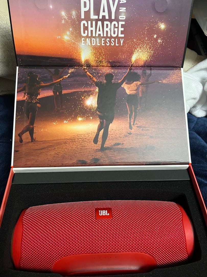 JBL CHARGE 4 レッド ワイヤレススピーカー