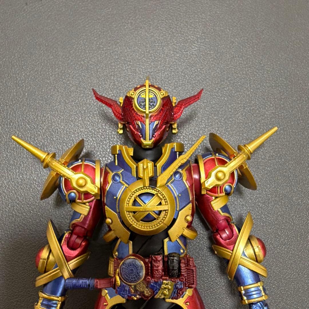 バンダイ S.H.Figuarts 仮面ライダーエボル フェーズ1.2.3.