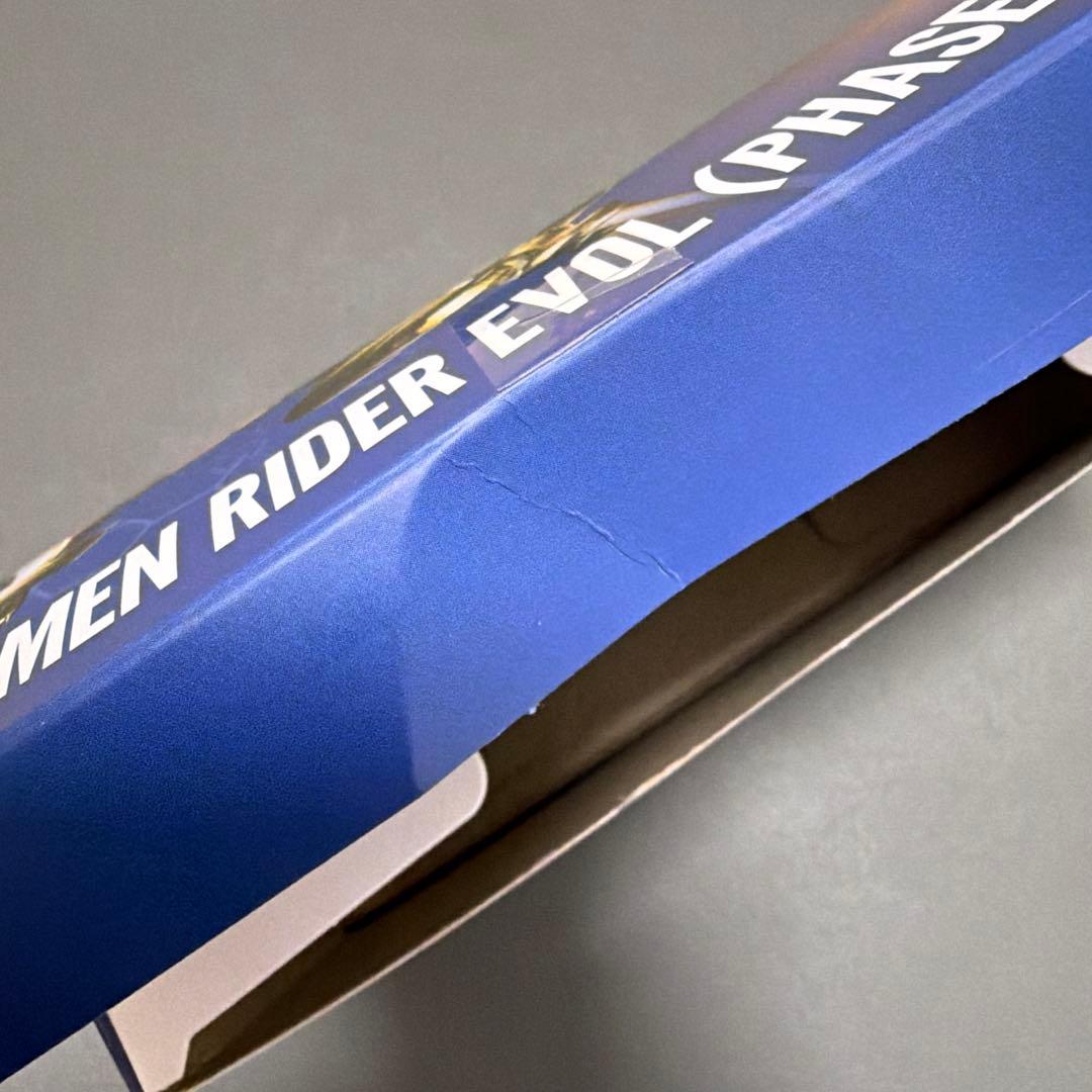 バンダイ S.H.Figuarts 仮面ライダーエボル フェーズ1.2.3.