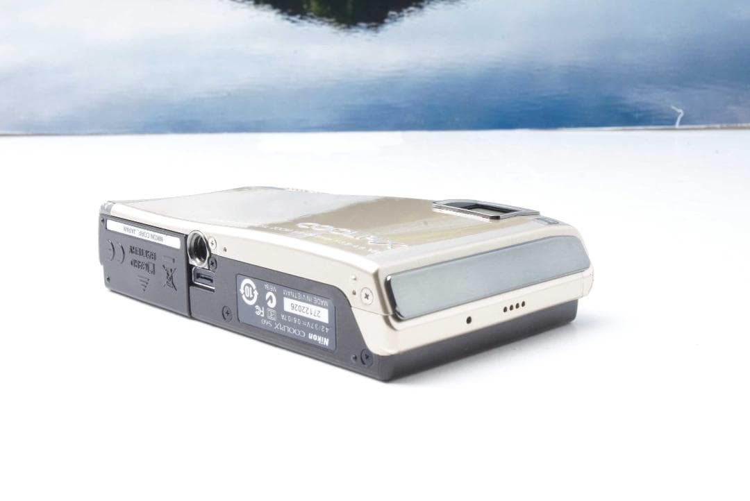 【美品】★ NIKON ニコン COOLPIX S60 ★動作OK★