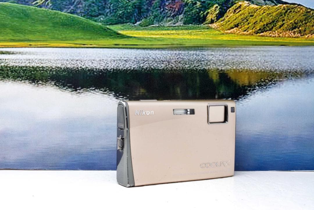 【美品】★ NIKON ニコン COOLPIX S60 ★動作OK★