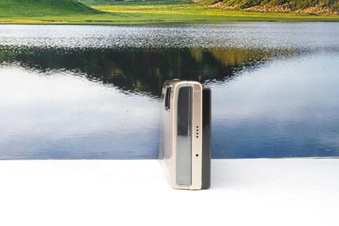 【美品】★ NIKON ニコン COOLPIX S60 ★動作OK★