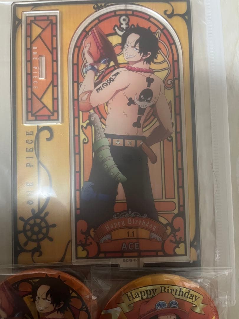 ONE PIECE エース　誕生日　アクリルスタンド、缶バッジセット
