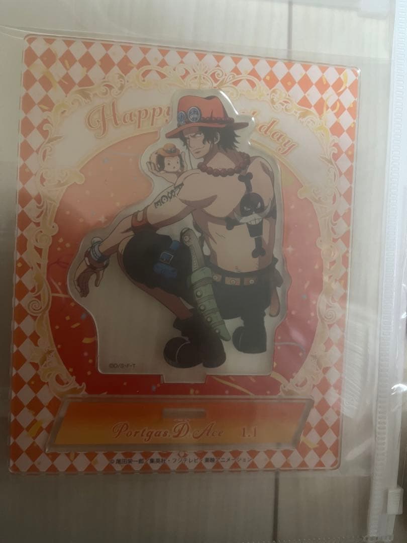 ONE PIECE エース　誕生日　アクリルスタンド、缶バッジセット
