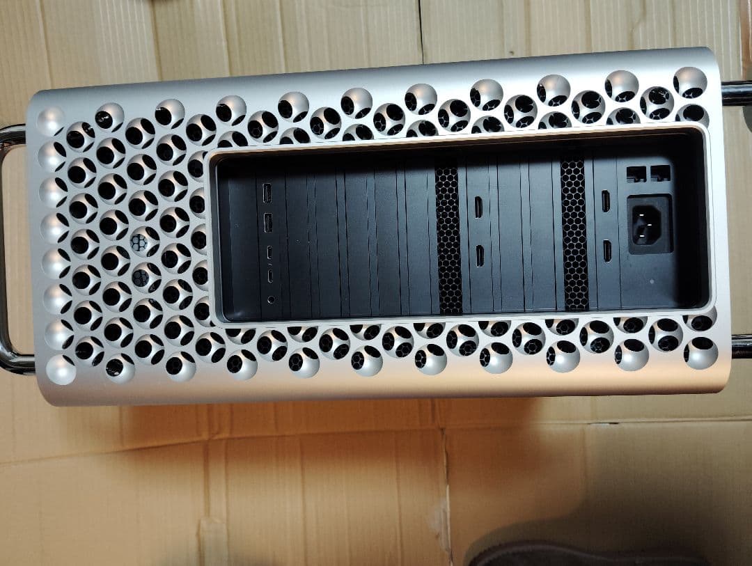 Mac Pro 2019 12コア　高性能