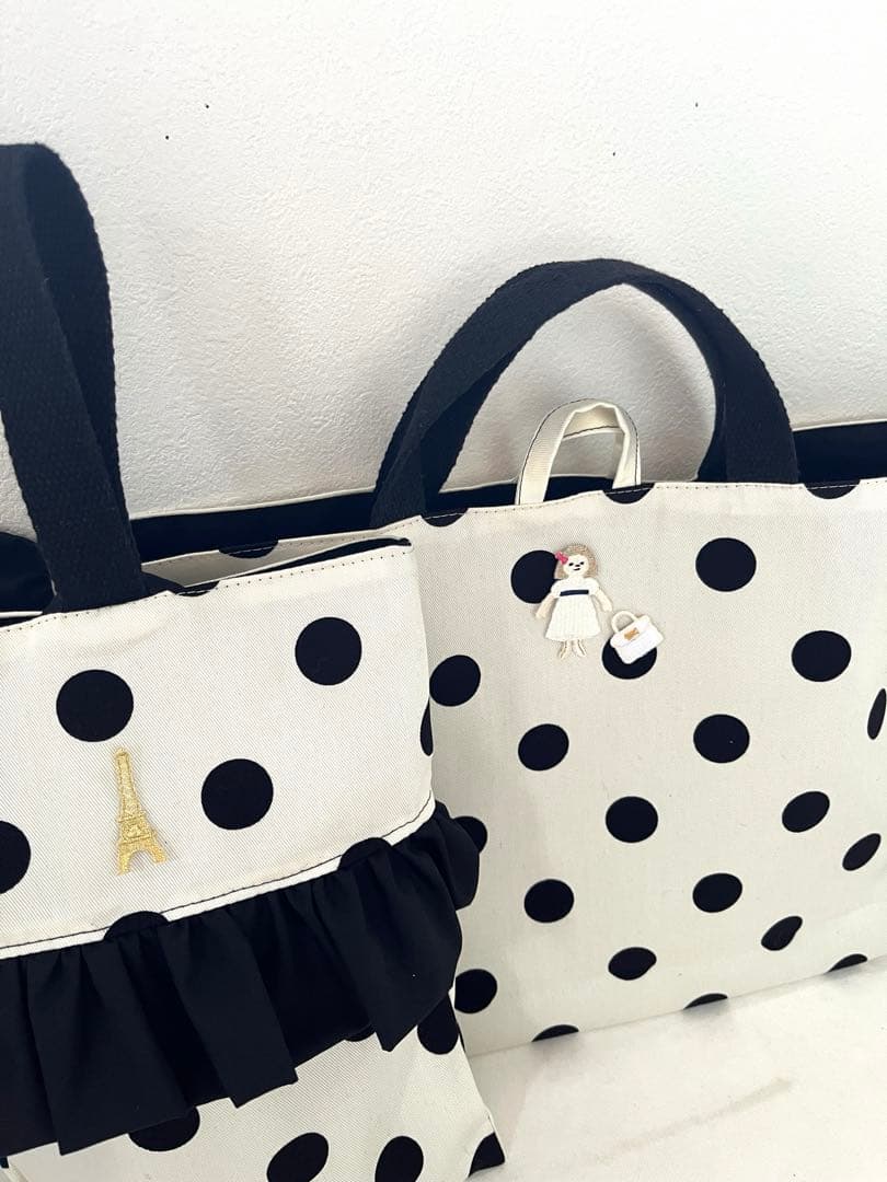 ことぽこさま☆専用　フリルレッスンバッグ ジュース入れ　水玉　ドット